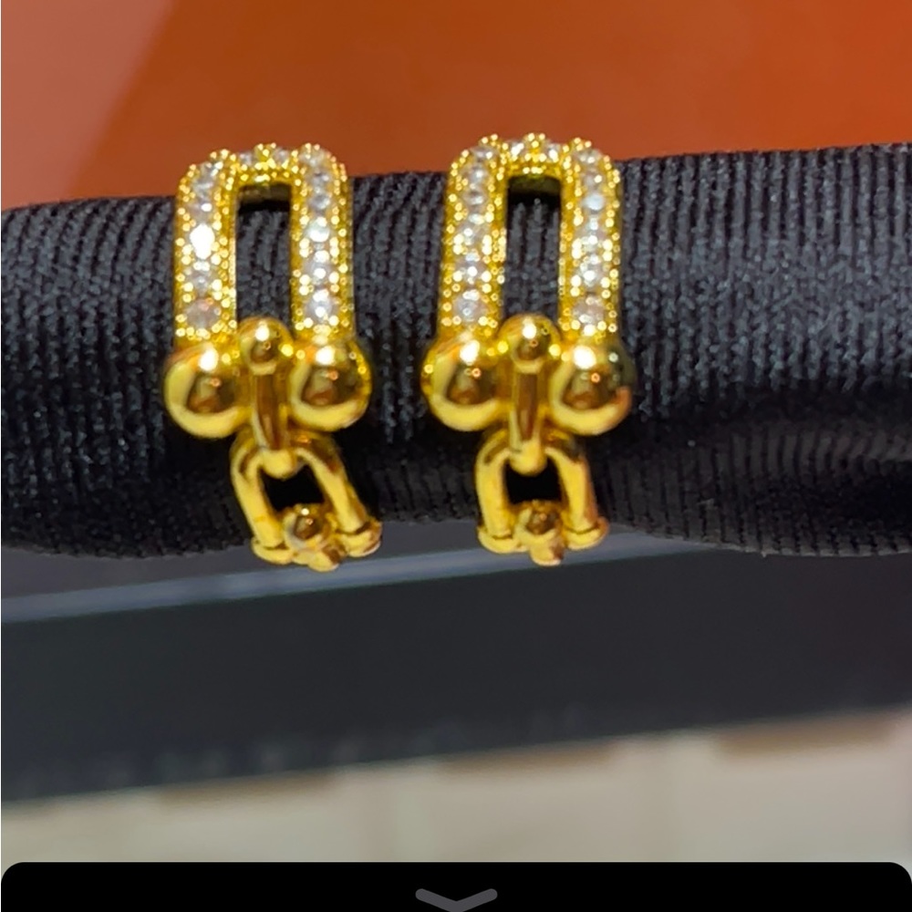 Fashion sets of earring / non tarnished